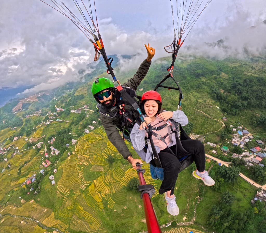 Paragliding tandem flight above Sapa valley